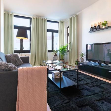 Ruhige Wohnung In Zentraler Lage - Quiet Flat In A Central Location Magdeburg Eksteriør bilde