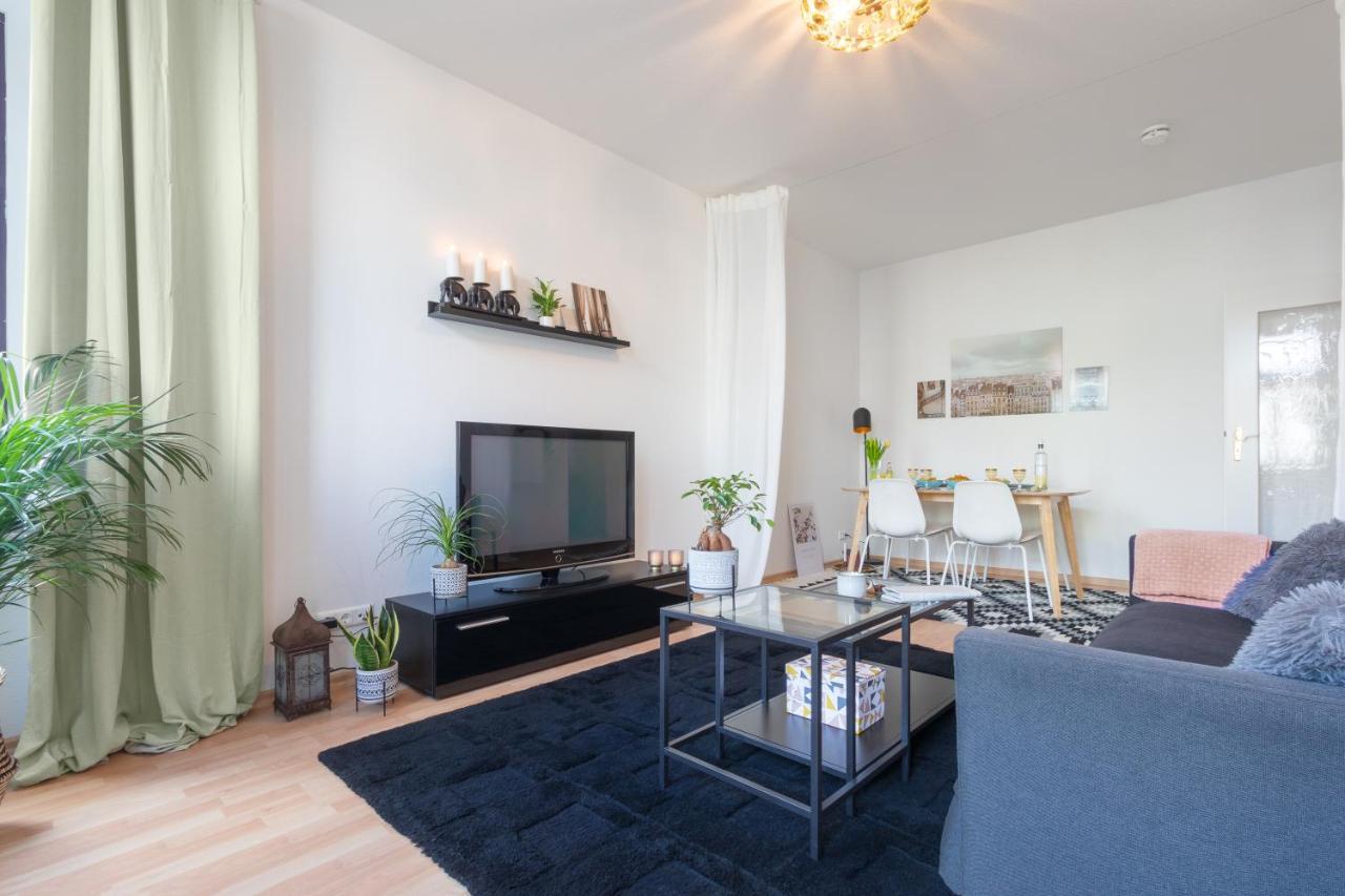 Ruhige Wohnung In Zentraler Lage - Quiet Flat In A Central Location Magdeburg Eksteriør bilde
